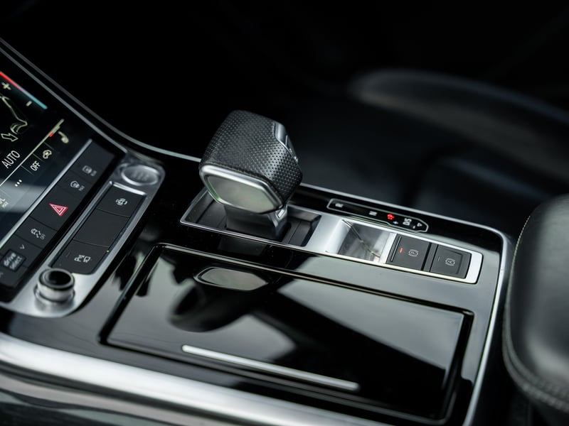 Black Edition Audi Q7 or £25,000