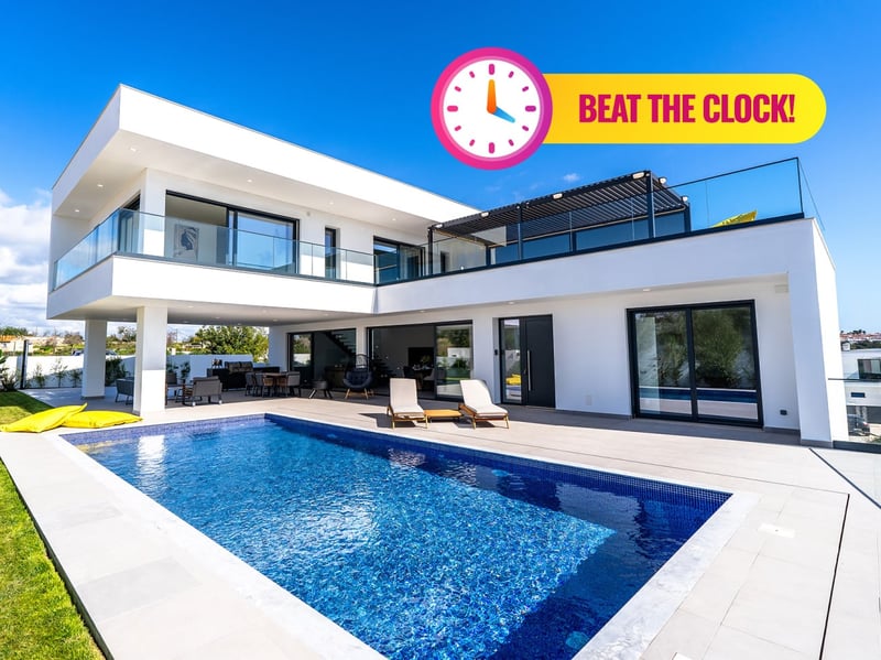 3 Bed Villa in Portugal or £700,000 - Beat The Clock!