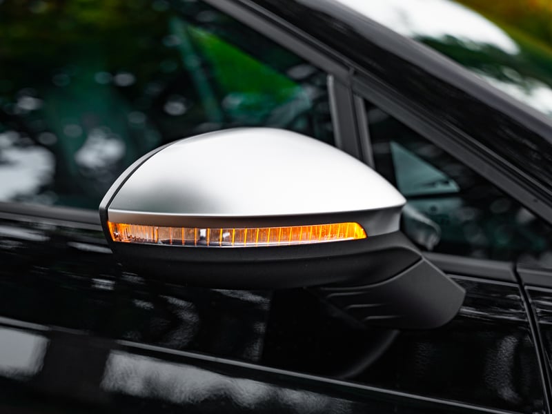 2023 VW Golf R 2.0 TSI OR £20,000