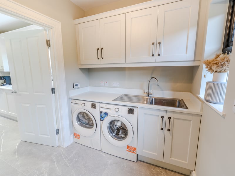 £2m Instant Win Pot - Luxury House End Prize!