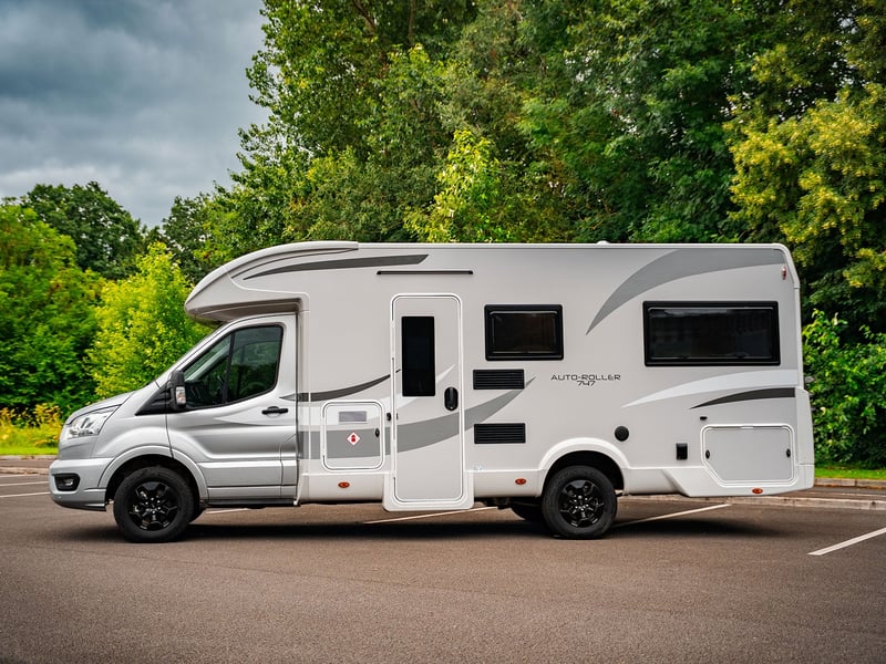 6 Berth 2025 Roller Team Auto-Roller 747 OR £45,000
