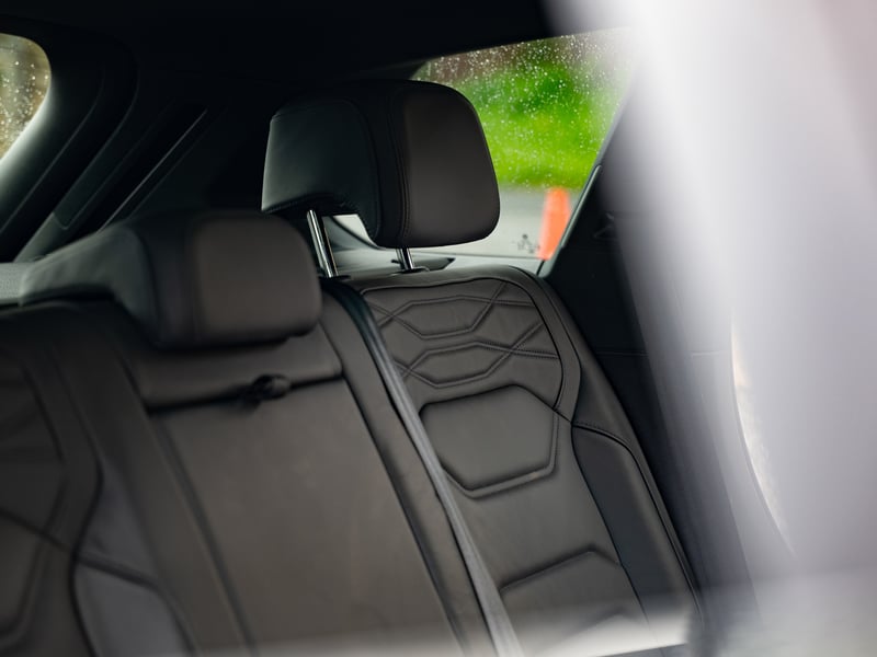 2023 Volkswagon Touareg or £35,000