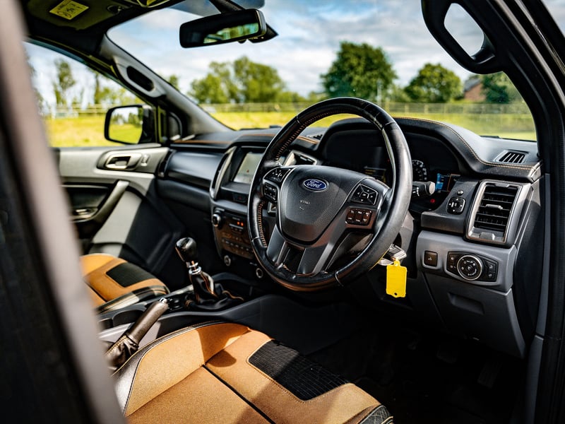 Ford Ranger Wildtrak 4x4 OR £15,000