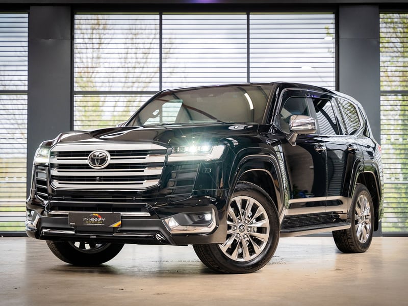 New Model Toyota Landcruiser ZX 7 Seater