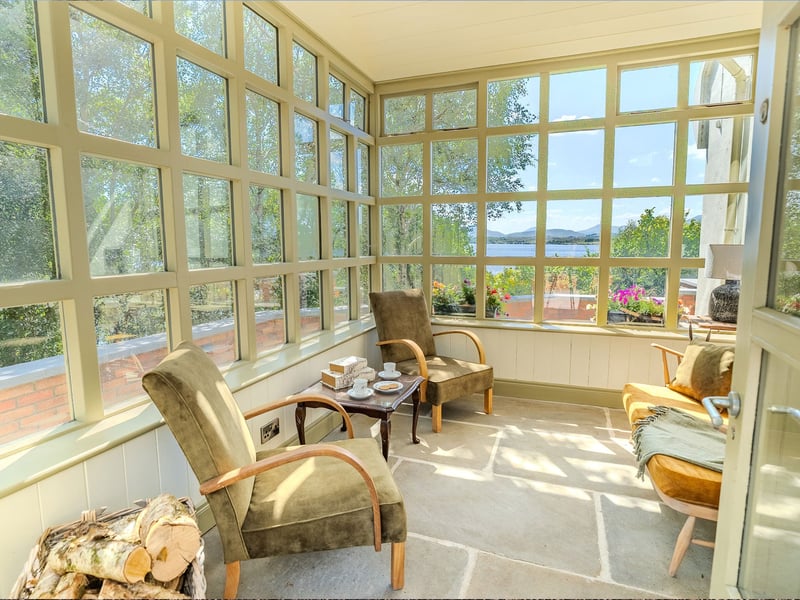 5 Bedroom Lakeside Home in Donegal OR £500,000