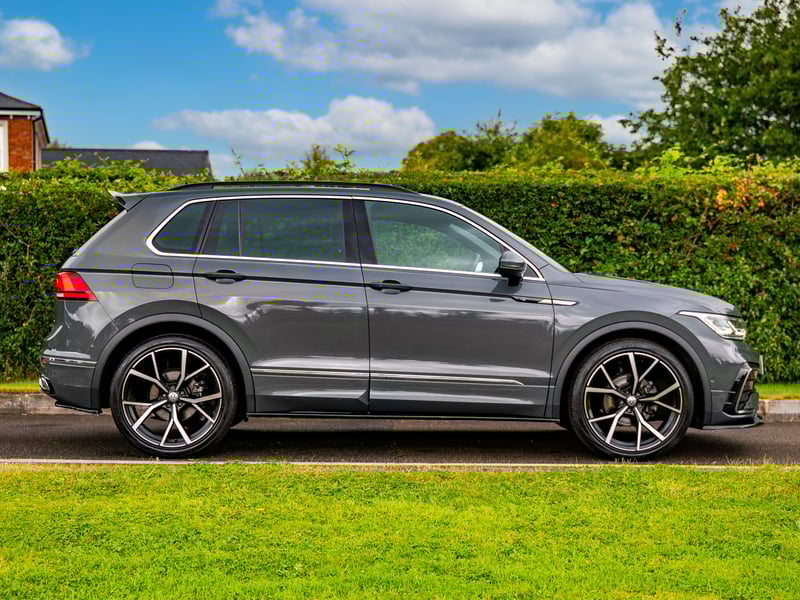 2021 VW Tiguan R-Line OR £20,000