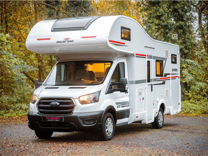 2022 Rollerteam Zefiro 675 + 2 E-Bikes OR £45,000