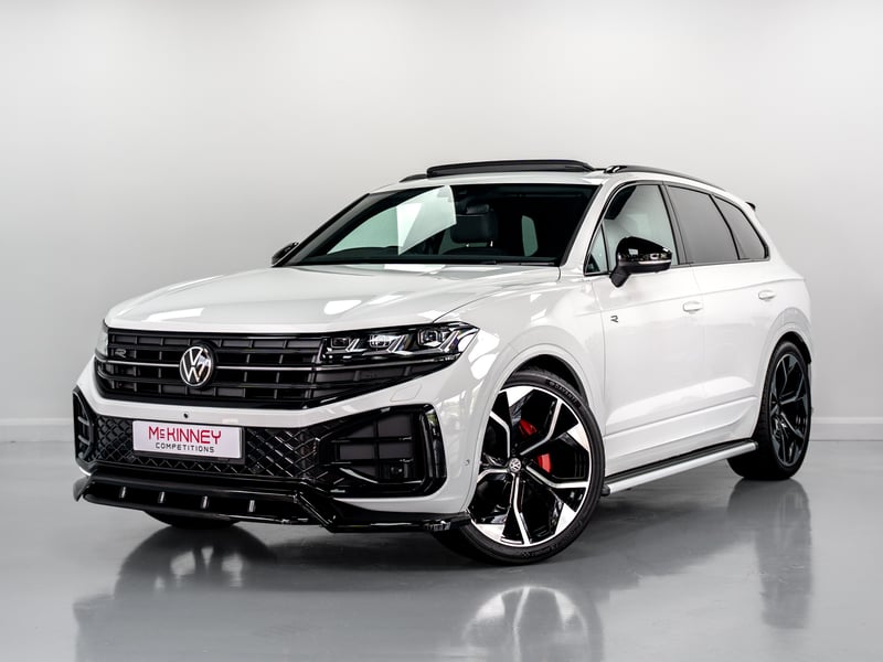 2023 Volkswagen Touareg or £30,000