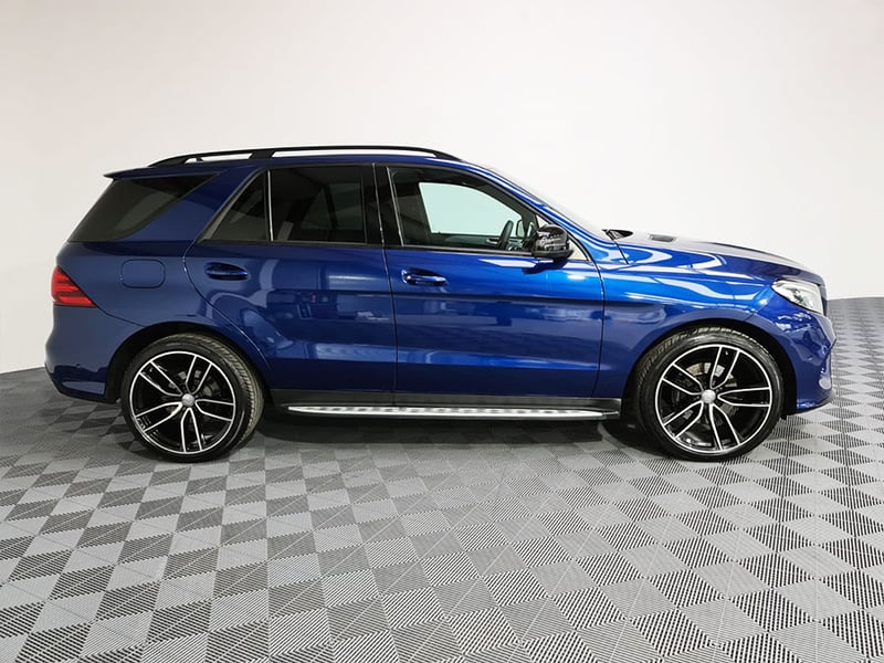 MERCEDES GLE 250 AMG NIGHT EDITION