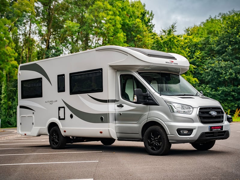 6 Berth 2025 Roller Team Auto-Roller 747 OR £45,000