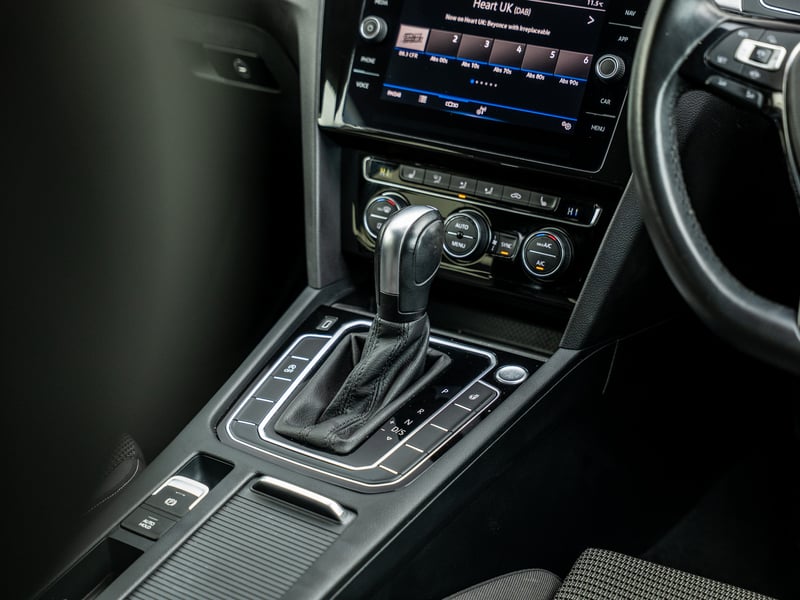 2021 Volkswagen Arteon or £15,000