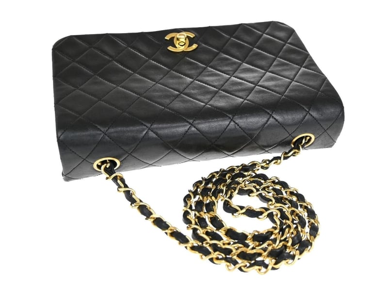 Win This Vintage Chanel Handbag Worth £5,000