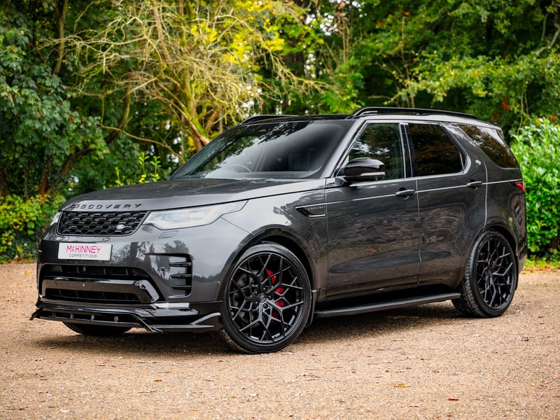 2024 Land Rover Discovery or £40,000