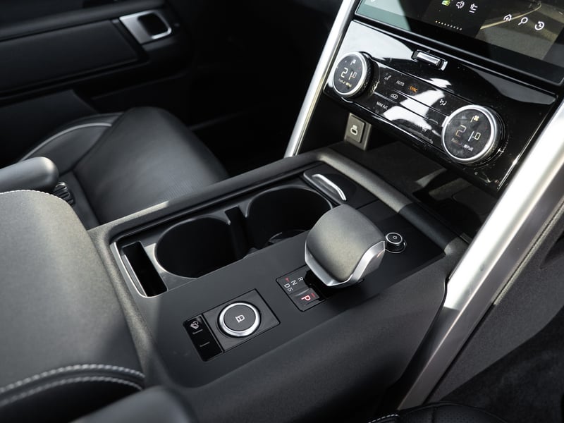 Land Rover Discovery 3.0 or £40,000