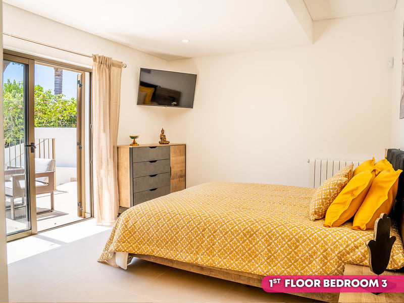 5 Bed Villa in Portugal or 1 Million Quid