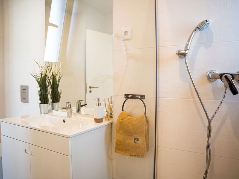 4 Bed Villa in Portugal or Â£500K 