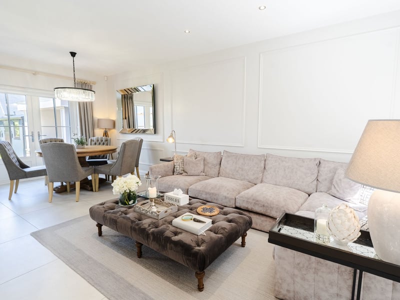 3 Bedroom Luxury Family Home OR £250,000