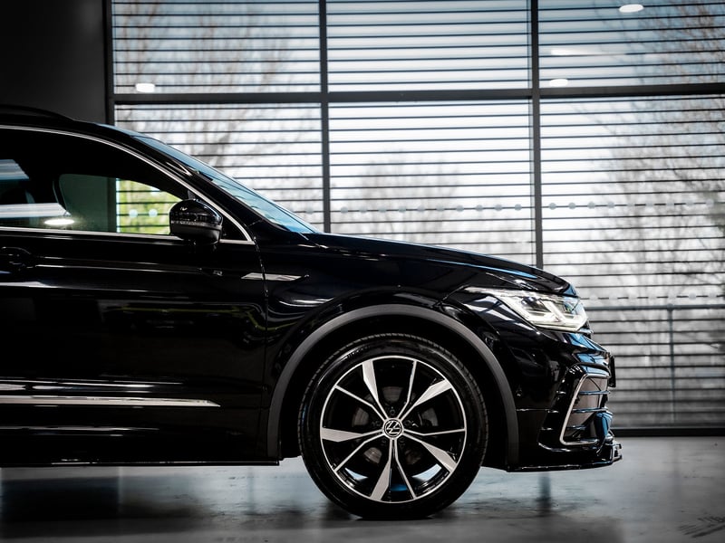 VW Tiguan R-Line 1.5 TSI OR £20,000