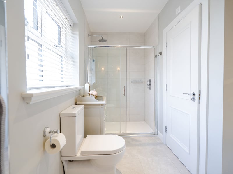 3 Bedroom Luxury Family Home OR £250,000