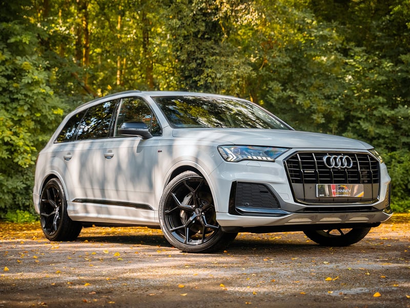 2021 Audi Q7 S-Line OR £30,000