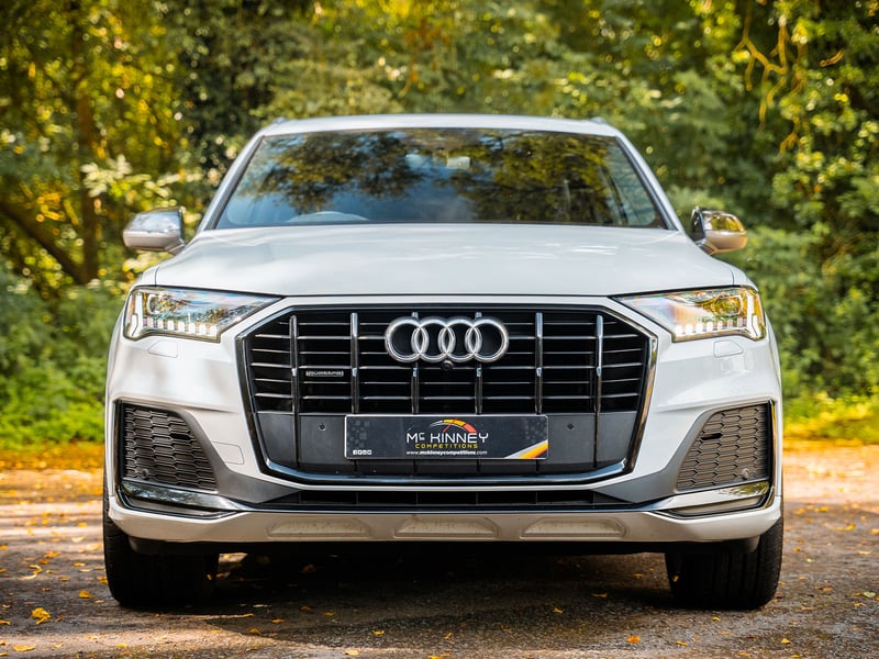 2021 Audi Q7 S-Line OR £30,000