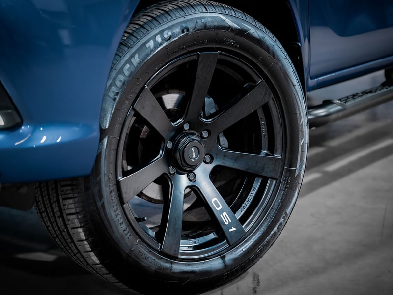 Toyota Hilux Invincible X OR £15,000