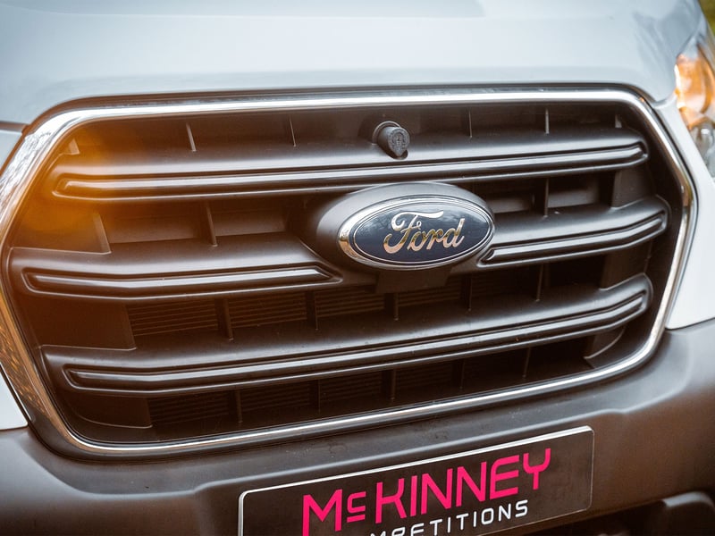 2022 Rollerteam Zefiro 675 + 2 E-Bikes OR £45,000