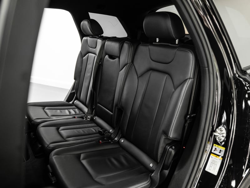 2024 Audi Q7 or £30,000