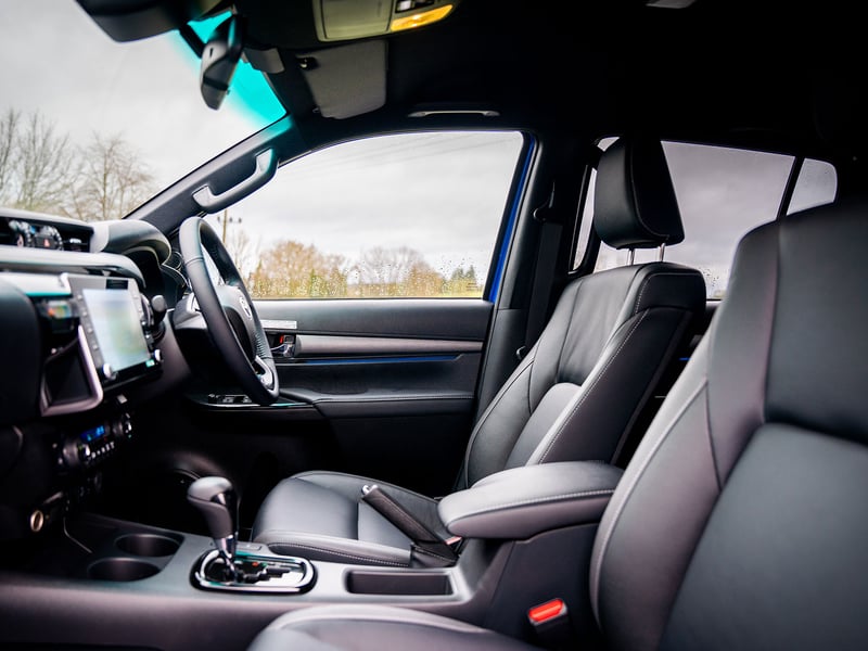 Toyota Hilux Invincible X 