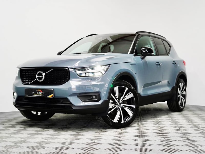 2022 Volvo XC40 Recharge Hybrid T5 R-Design