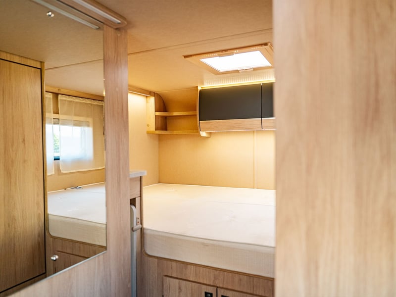 6 Berth Auto-Trail Expedition C73 OR £45,000
