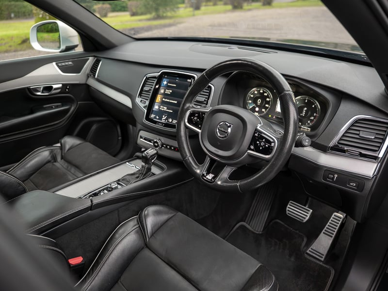 Volvo XC90 Ultra Dark or £35,000