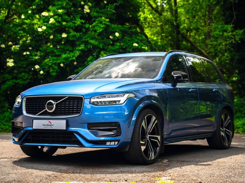 Volvo XC90 B5 R-Design OR £25,000
