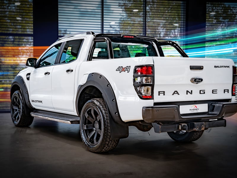 Ford Ranger Wildtrak 4x4 OR £15,000