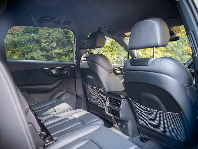 2021 Audi Q7 S-Line OR £30,000
