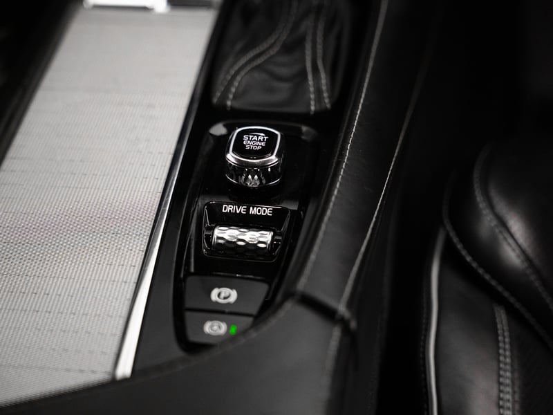 Volvo XC90 Ultra Dark or £35,000