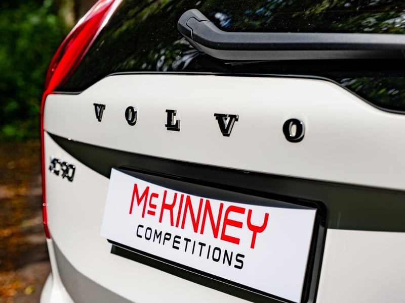 2022 Volvo XC90 Momentum OR £25,000