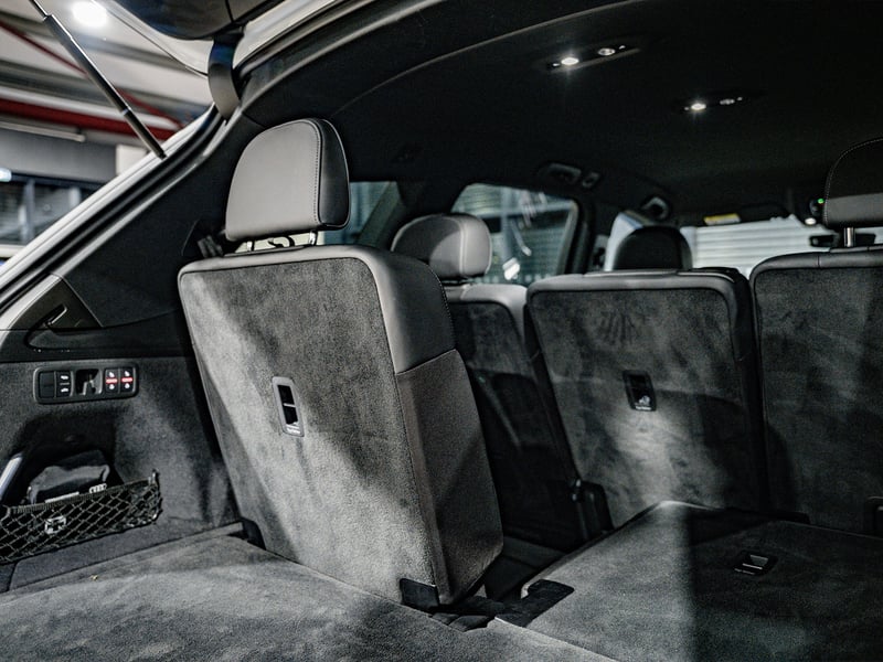 Audi Q7 S-Line Quattro OR £30,000