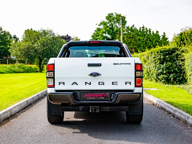 Ford Ranger Wildtrak 4x4 OR £15,000