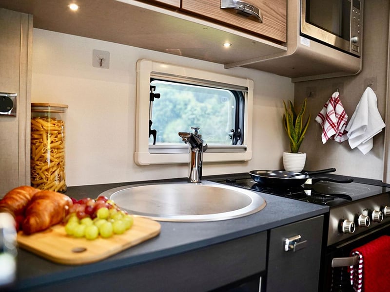 2021 Swift Edge 464 Motorhome