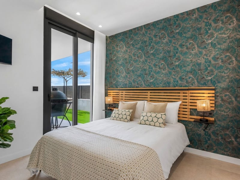 £400,000 Villa In Spain - Ultra Low Odds