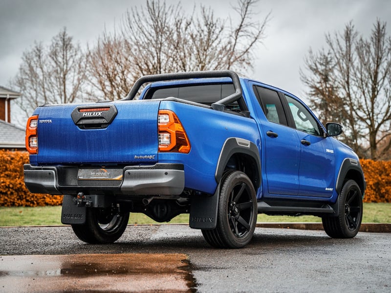 Toyota Hilux Invincible X 
