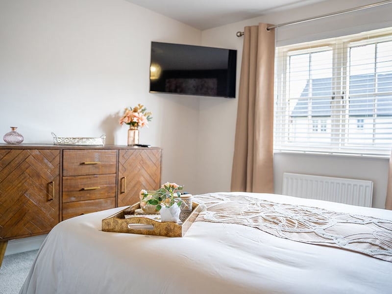 4 Bed Luxury House or Â£200K