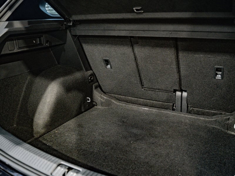 VW Tiguan R-Line 1.5 TSI OR £20,000