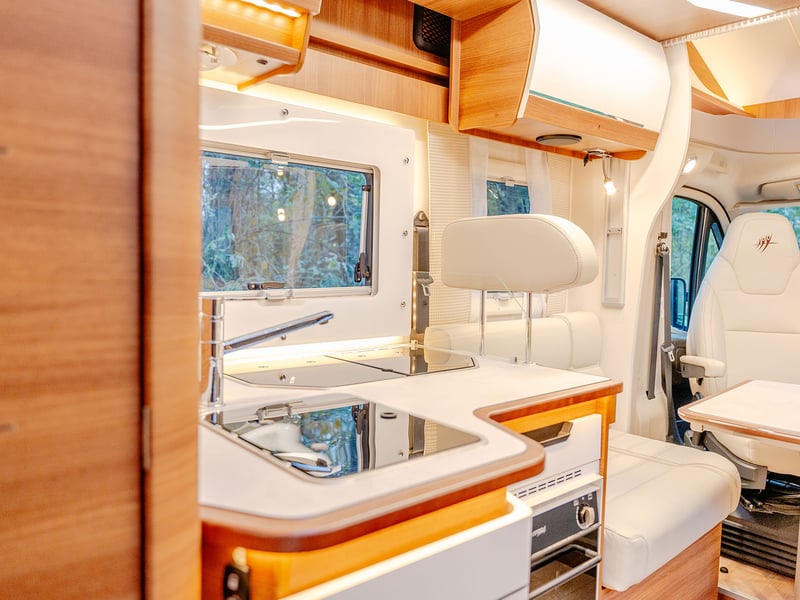 2023 Rapido 686F Motorhome