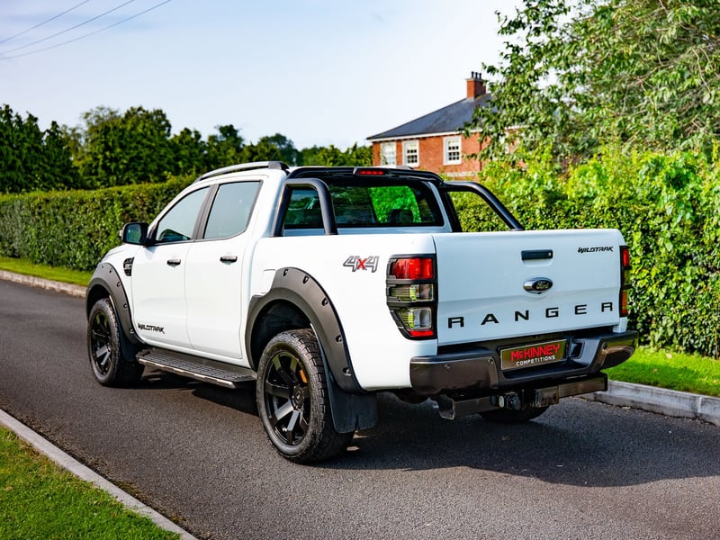 Ford Ranger Wildtrak 4x4 OR £15,000
