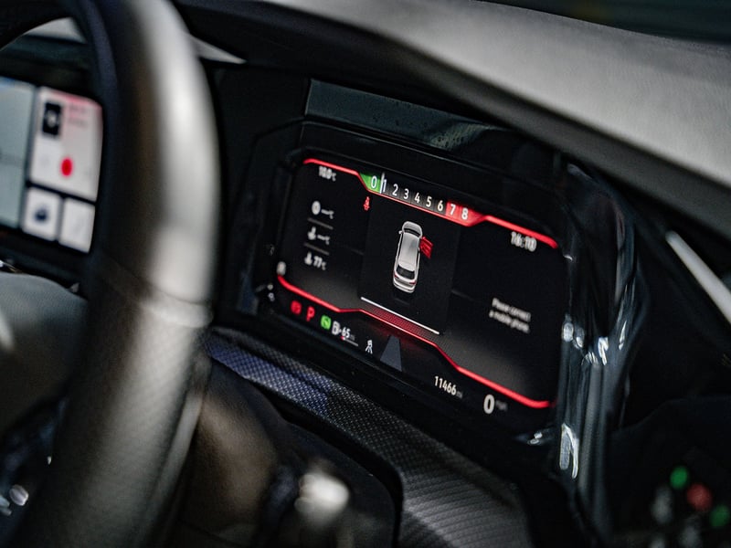 2023 VW Golf R 2.0TSI 4Motion OR £25,000