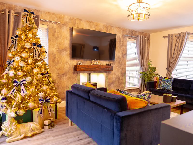 4 Bed Luxury House or 200k