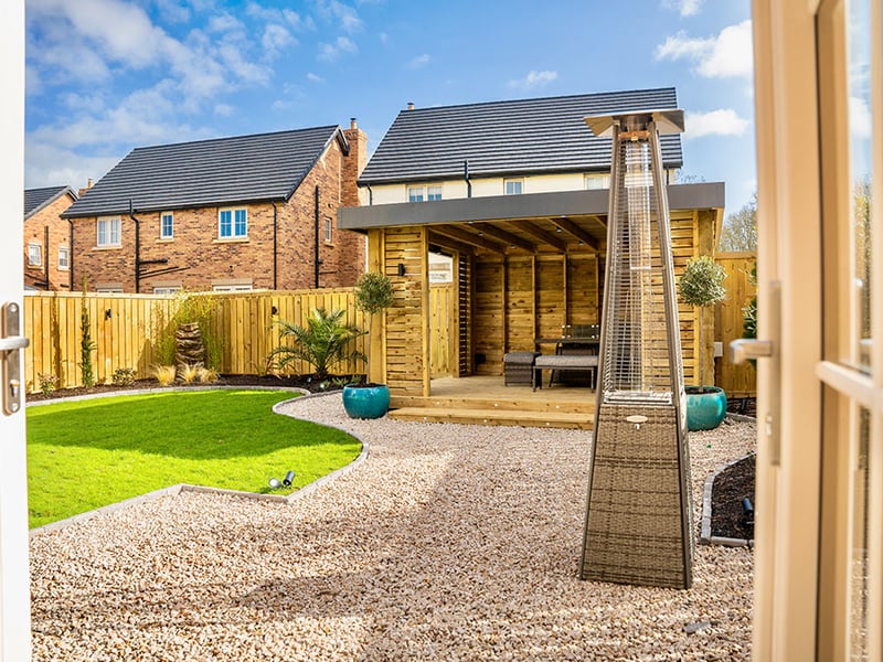 4 Bed Luxury House or Â£200K