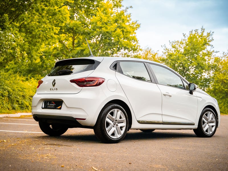 2021 Renault Clio + £1000 towards Insurance